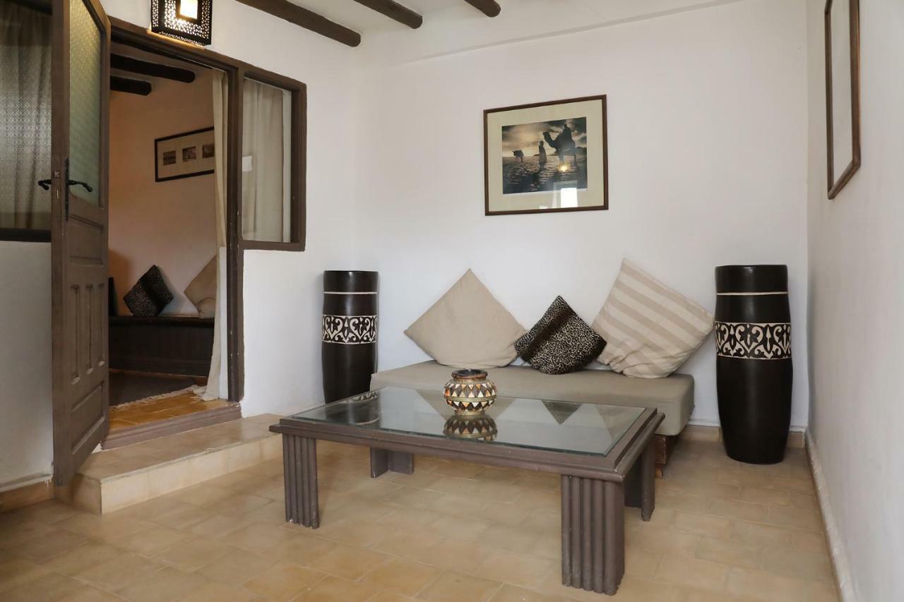 Le Petit Hotel Du Flouka Lalla Takerkoust Ngoại thất bức ảnh