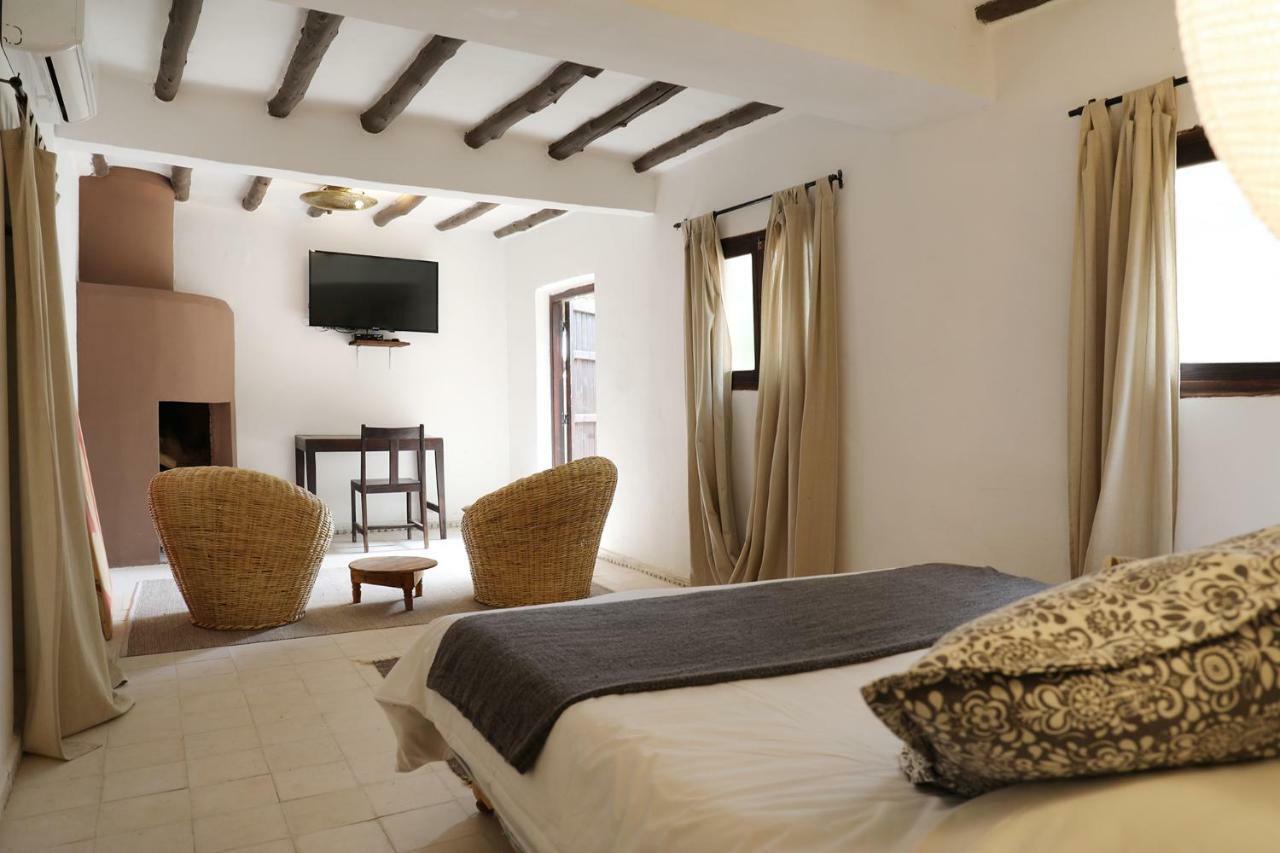 Le Petit Hotel Du Flouka Lalla Takerkoust Ngoại thất bức ảnh